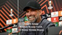 Jurgen Klopp Bantah Rumor Latih AS Roma Musim Depan