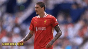 Darwin Nunez Cetak Hattrick saat Rumor Kepergian dari Liverpool Berembus Kencang