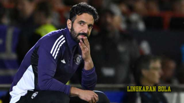 cuma-bisa-sembunyi-dan-ogah-nonton-adu-penalti-lawan-grimsby-ruben-amorim-bikin-fans-mu-geram