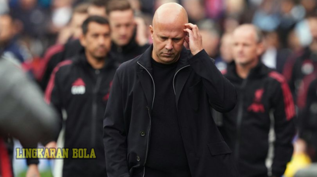 Legenda Arsenal Bongkar Akar Kekacauan Liverpool Era Arne Slot: Mereka Tak Tahu Apa yang Diminta Manajer!